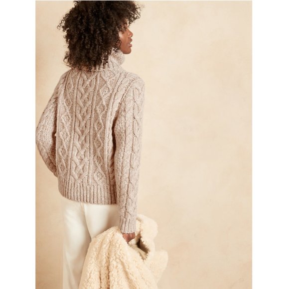 BANANA REPUBLIC Fisherman Cable Turtleneck Sweater Sz XS - Picture 2 of 14